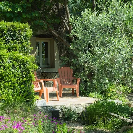 La Colombiere Du Chateau سان لوران دو فيردون