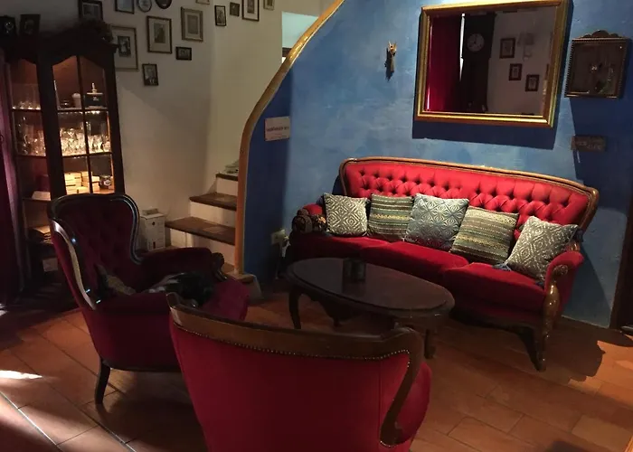 La Colombiere Du Chateau Nocleg ze śniadaniem 4*